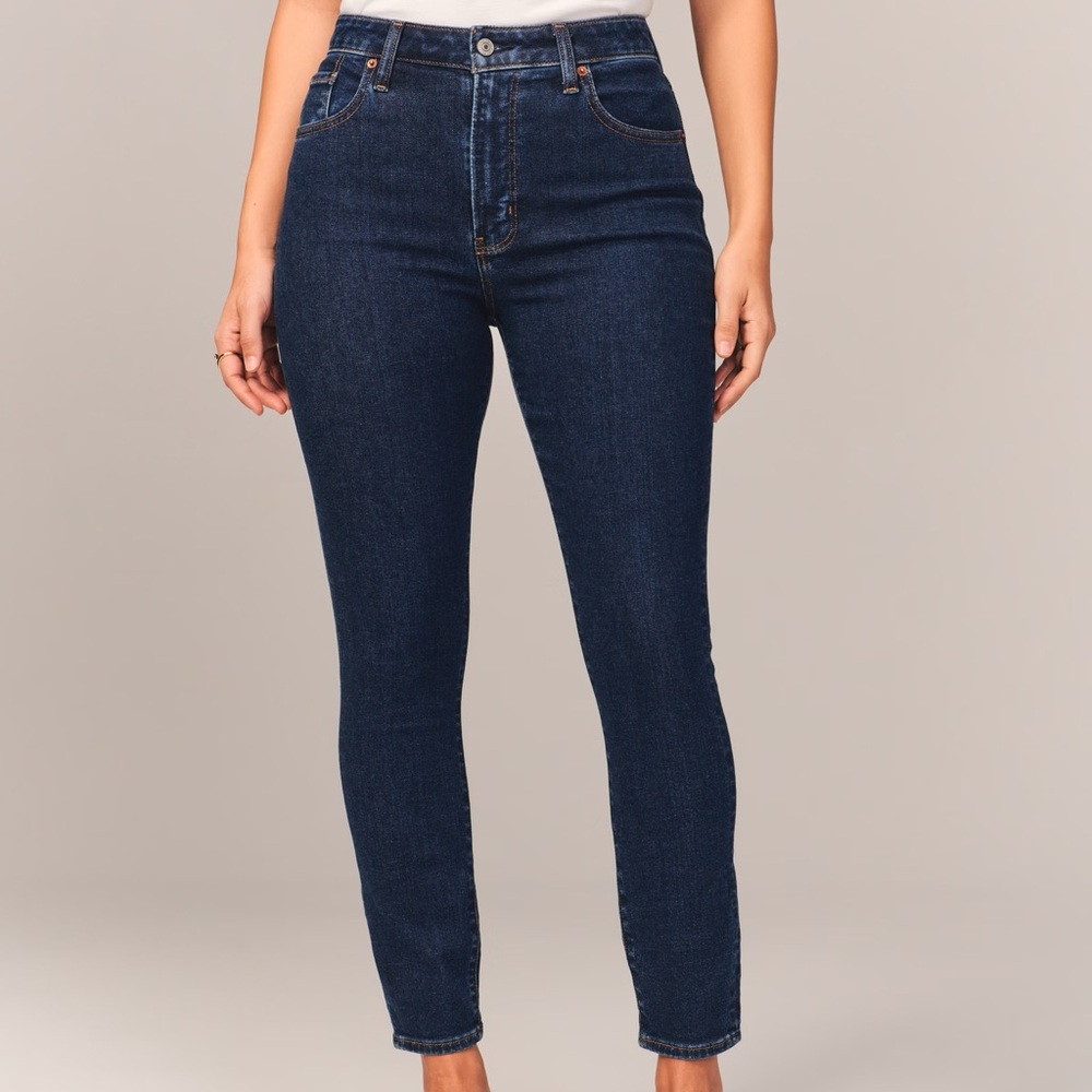NWT Curve Love Super Skinny Ankle Jean